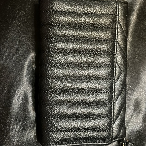 Victoria secret wallet - Picture 2 of 3